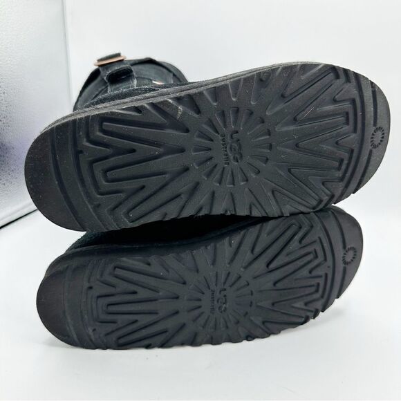 Ugg Tall boots with side pockets and buckles black suede size 6 EU 35 - Picture 11 of 13